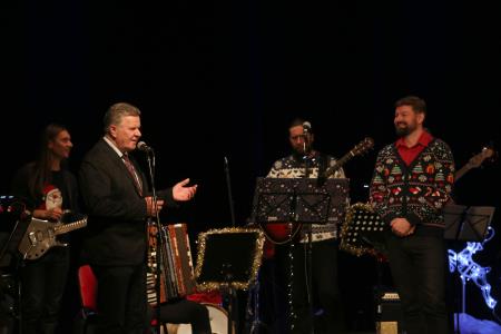 JURE POČKAJ S PRIJATELJI KONCERT V KD 23  FOTO LJUBO VUKELIČ